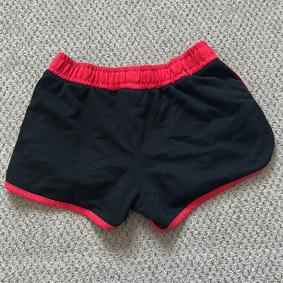 (3 for $30) Womens Fila Shorts - Picture 4 of 5